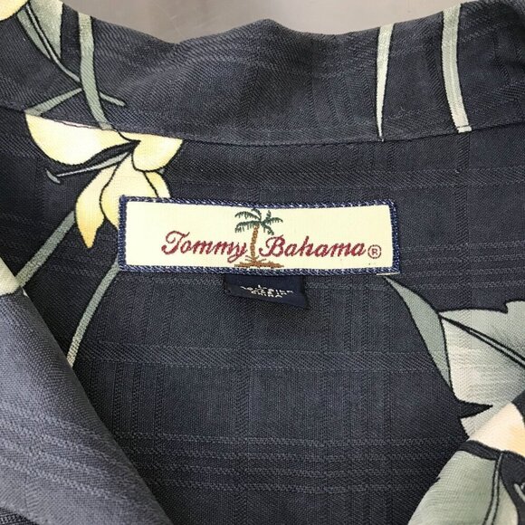 Tommy Bahama Gray 100% Silk Floral Hawaiian Shirt Size Large - Picture 4 of 8